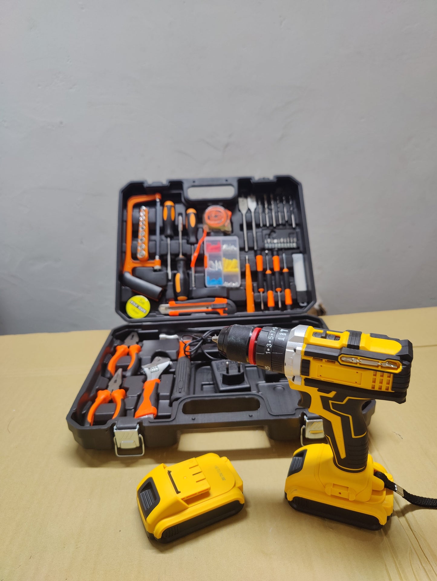 Imported 117pcs Cordless Screwdriver & Power Tool Set with Storage Case