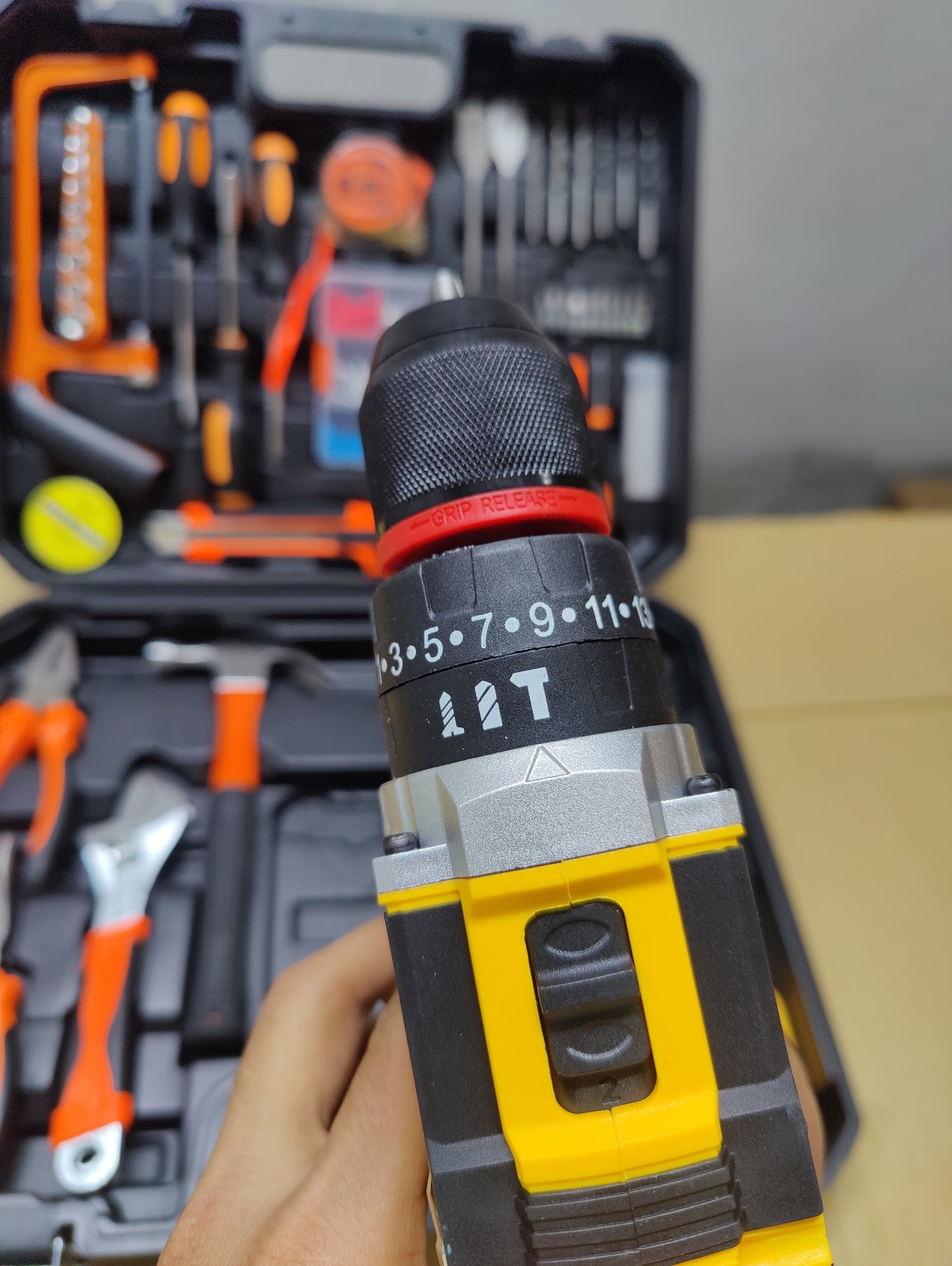 Imported 117pcs Cordless Screwdriver & Power Tool Set with Storage Case