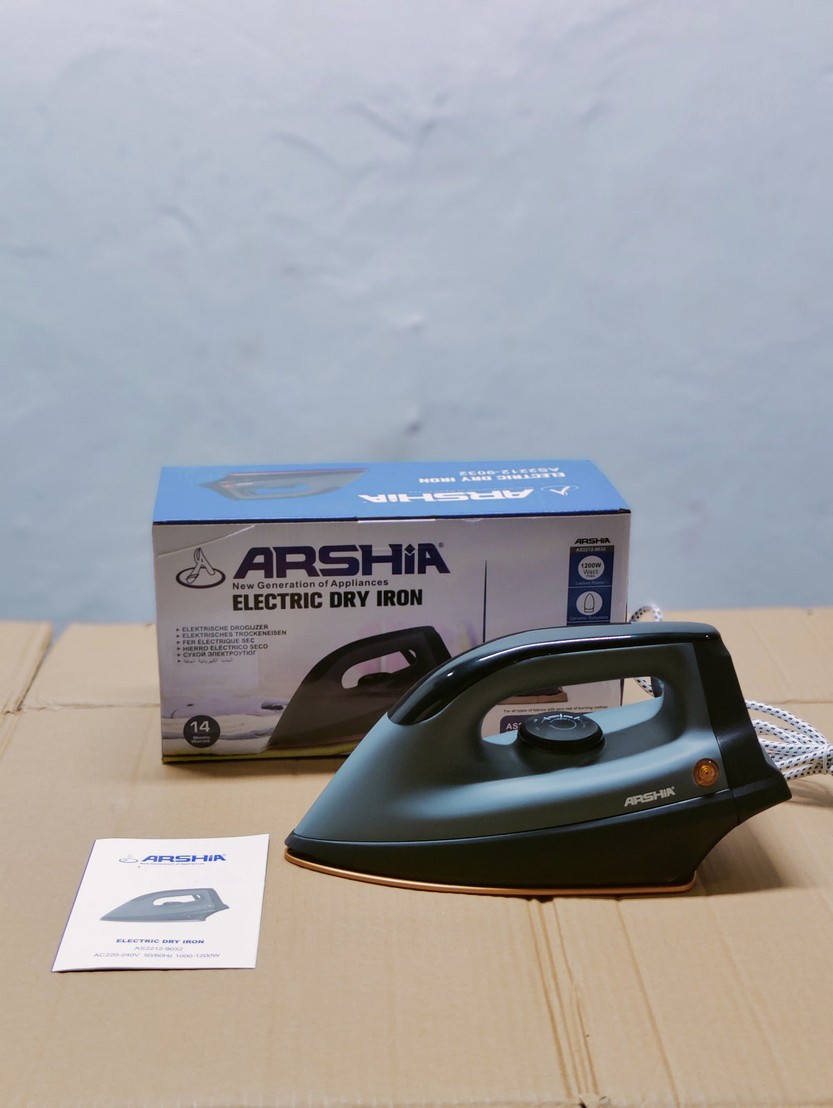 Arshia Electric Dry Iron Model - 1200 Watt -Model AS2212