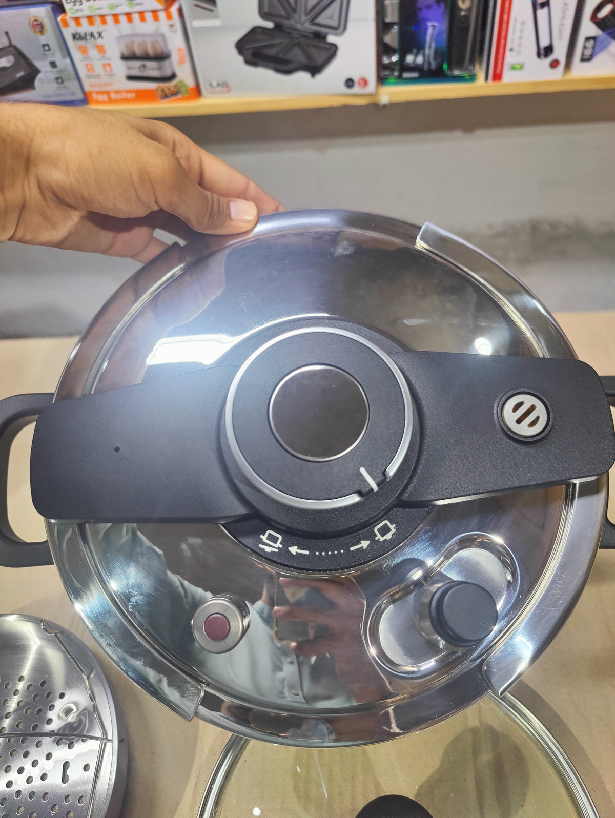Imported Heavey Stanless Steel 9Litre Pressure Cooker