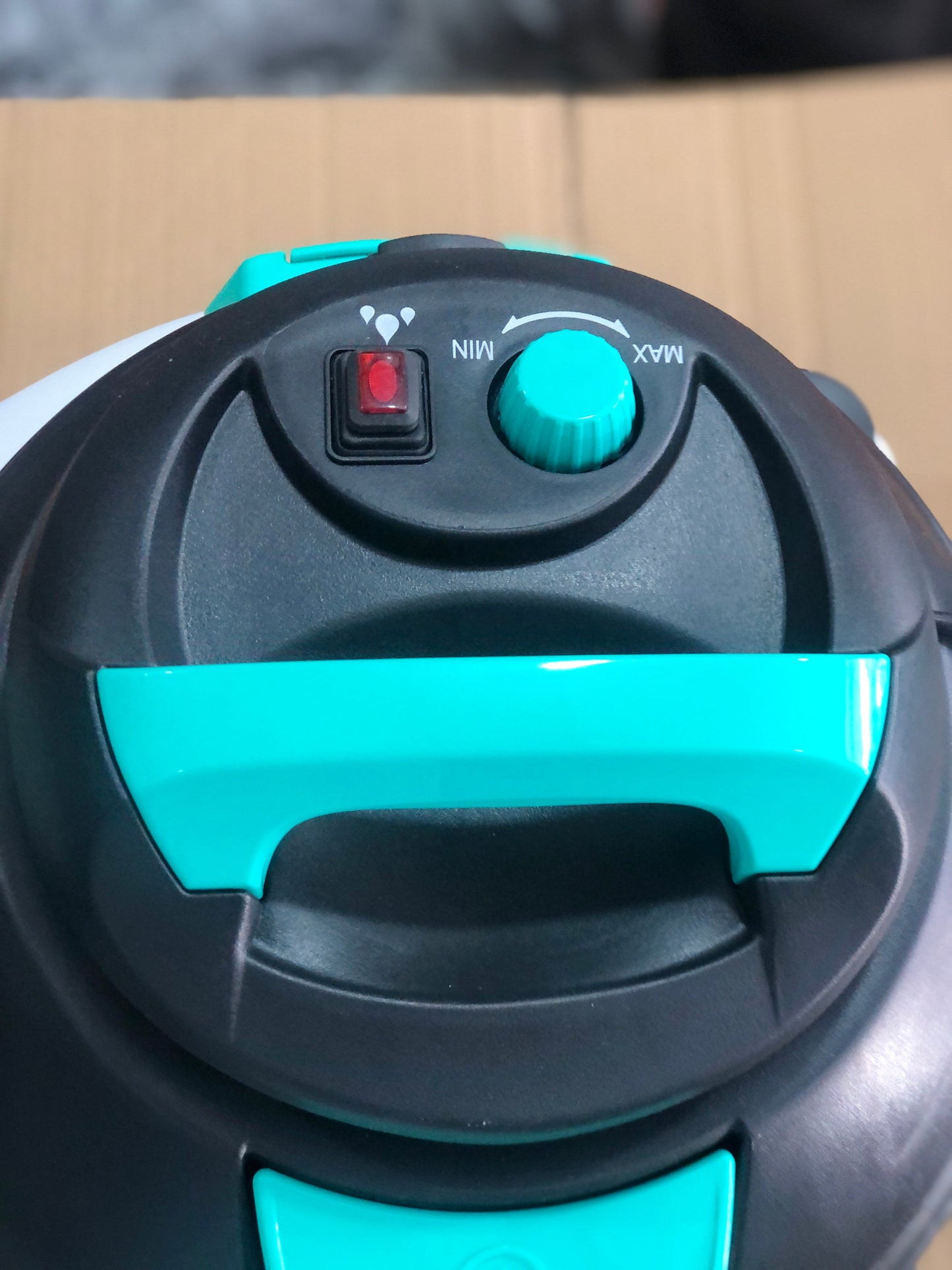 Uakeen 4in 1 Wet and Dry Shampoo Vacuum Cleaner ZL-930