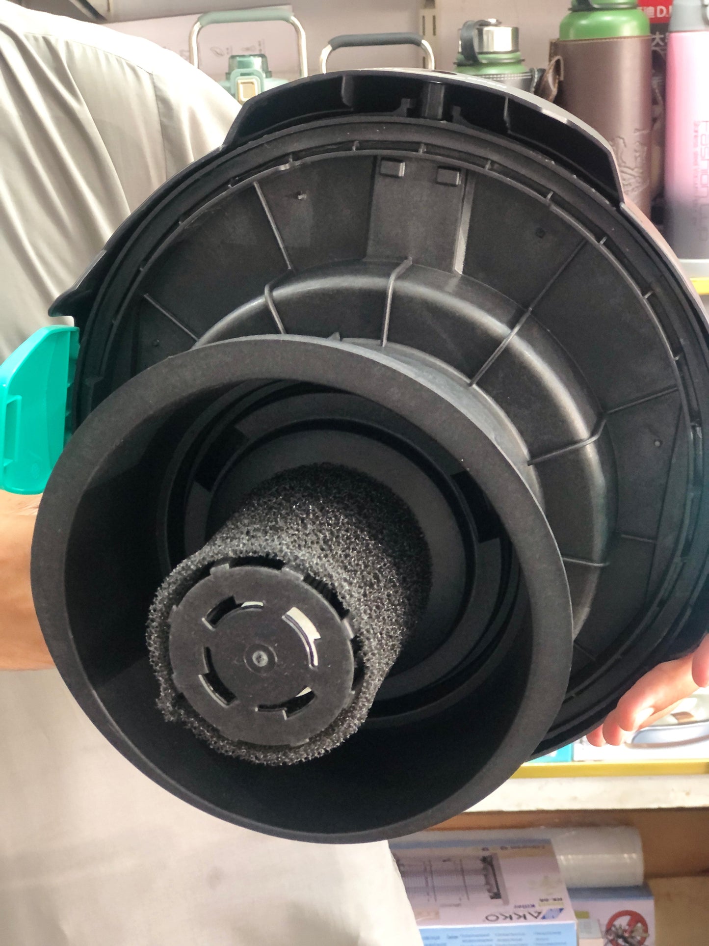 Uakeen 4in 1 Wet and Dry Shampoo Vacuum Cleaner ZL-930