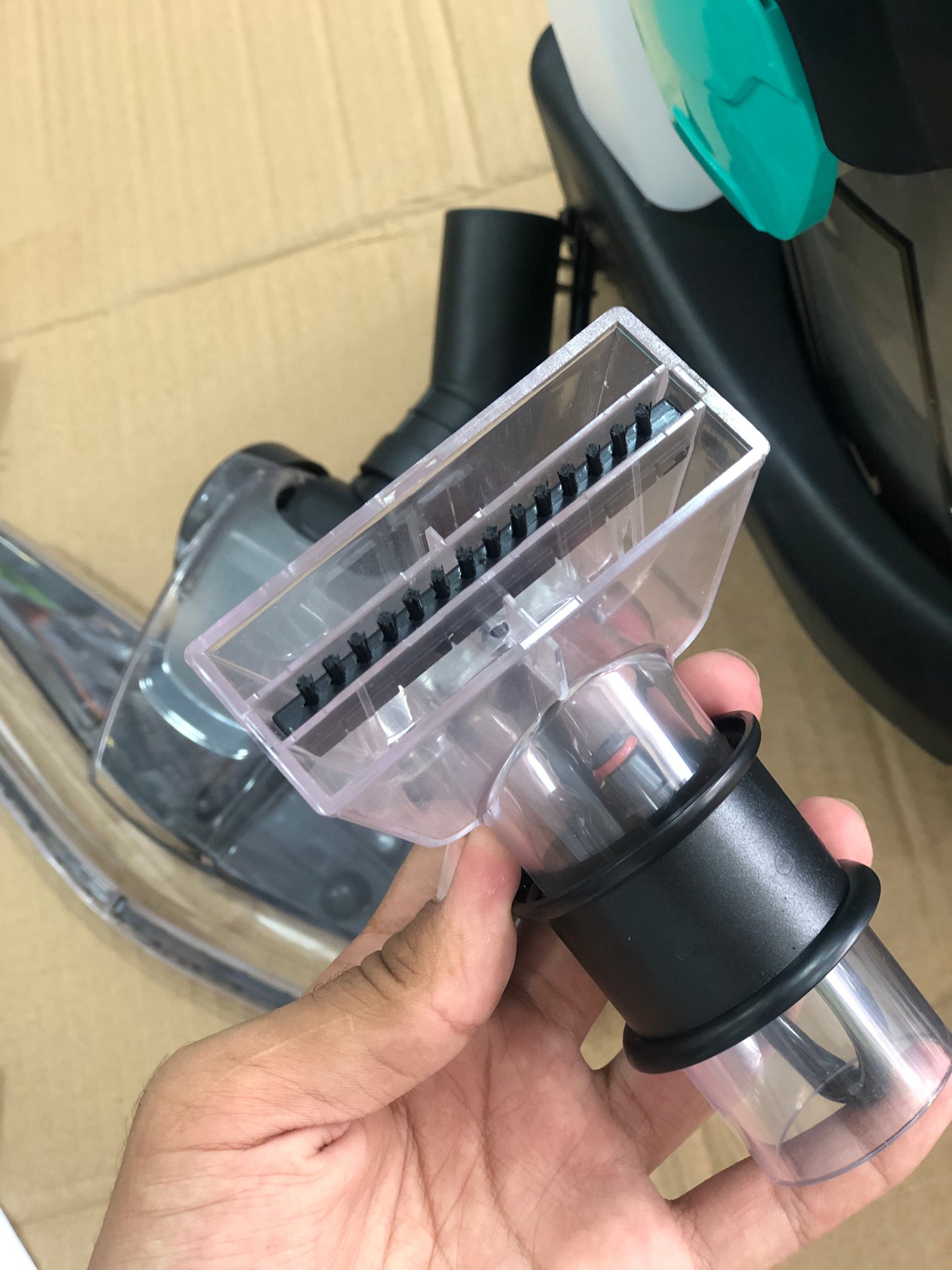 Uakeen 4in 1 Wet and Dry Shampoo Vacuum Cleaner ZL-930