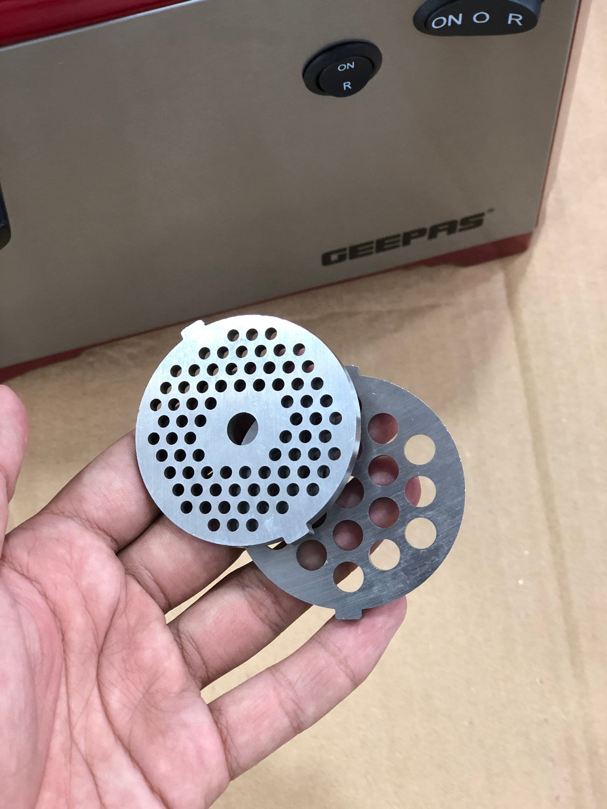 Geepas Meat grinder Gmg-1910