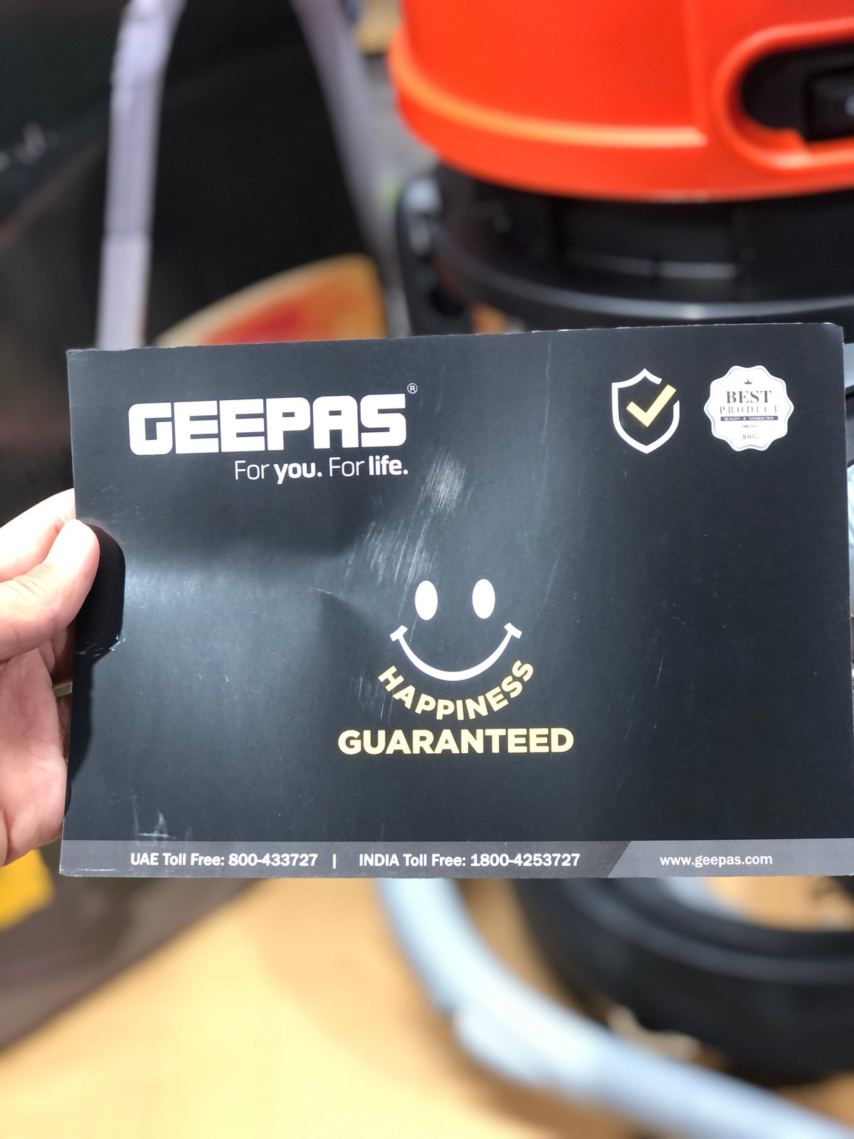 Geepas 25L Wet & Dry Vacuum Cleaner & Blower GVC 19011